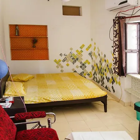 Nadya Homestay For Female & Family Jaipur Exterior photo