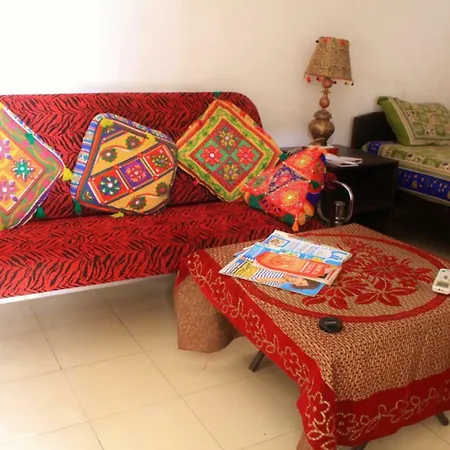 Nadya Homestay For Female & Family Jaipur Exterior photo