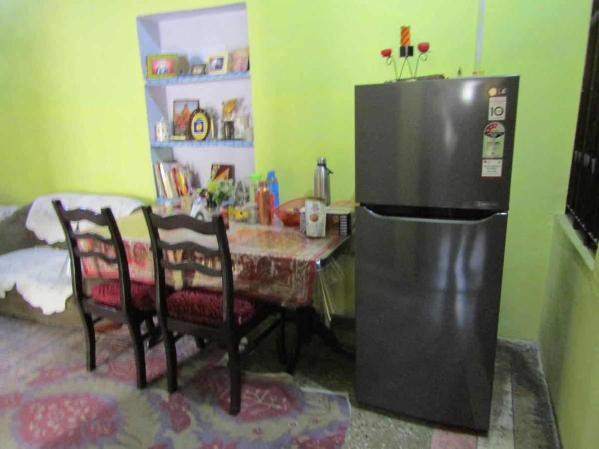 Homestay Nadya For Female & Family *